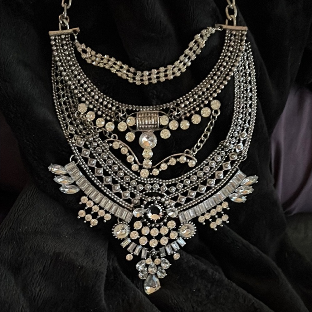 Elegant Silver Statement Necklace